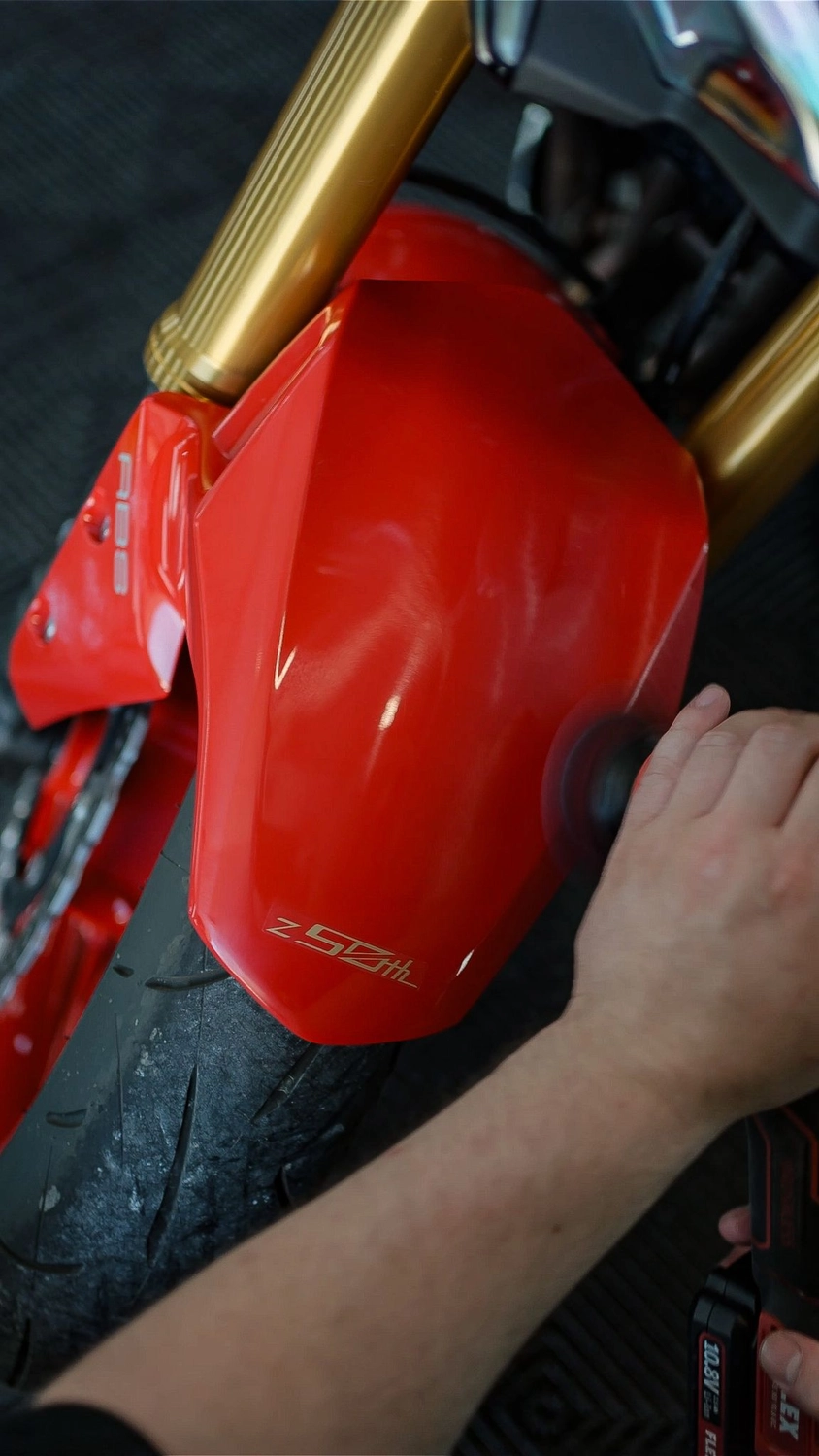 EA Polishing Studios 