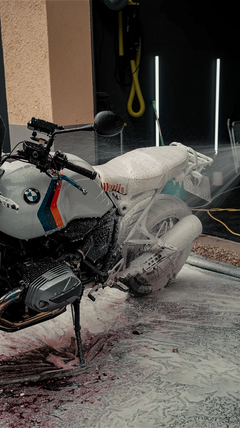 EA Polishing Studios 