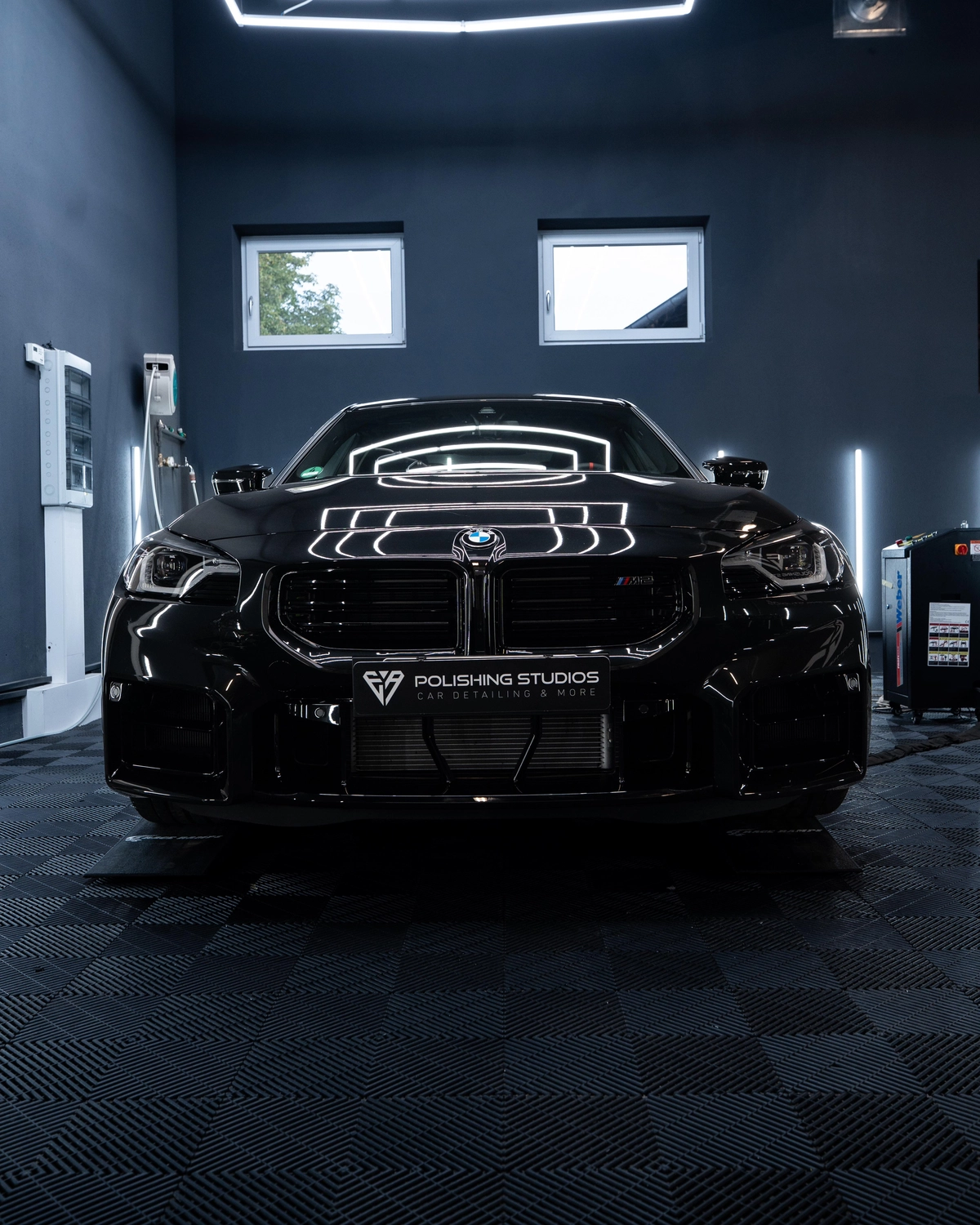 EA Polishing Studios 