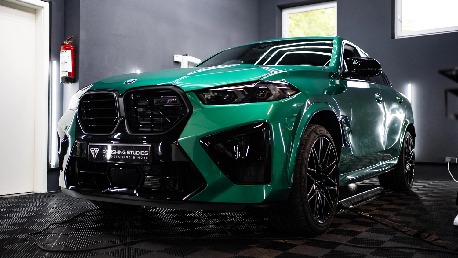 EA Polishing Studios 