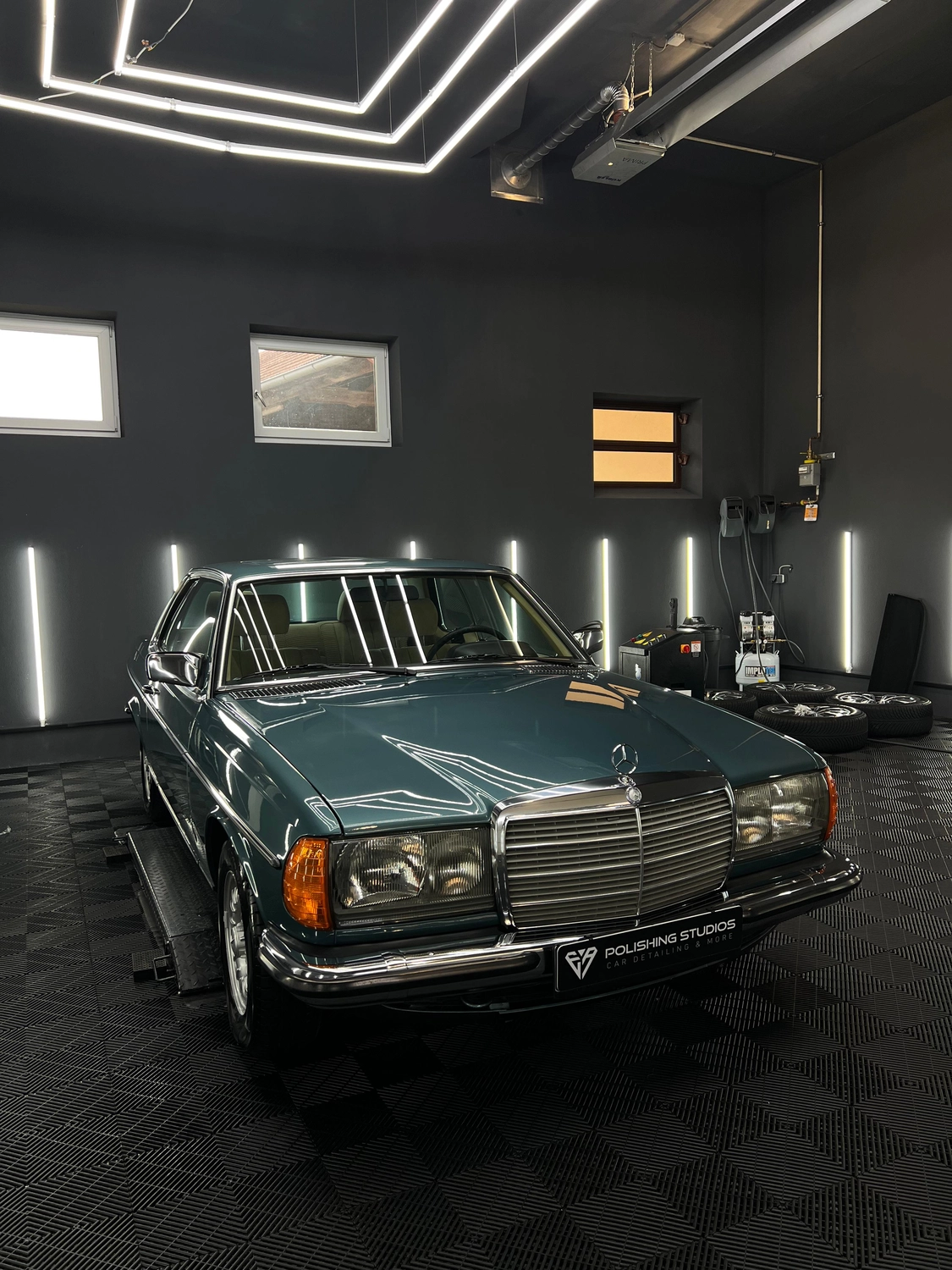 EA Polishing Studios 